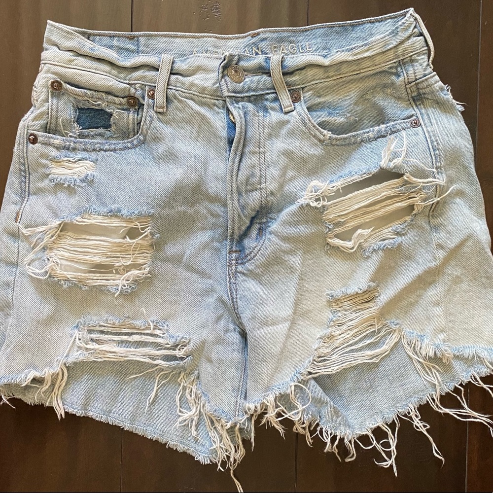 American eagle high waisted mom shorts